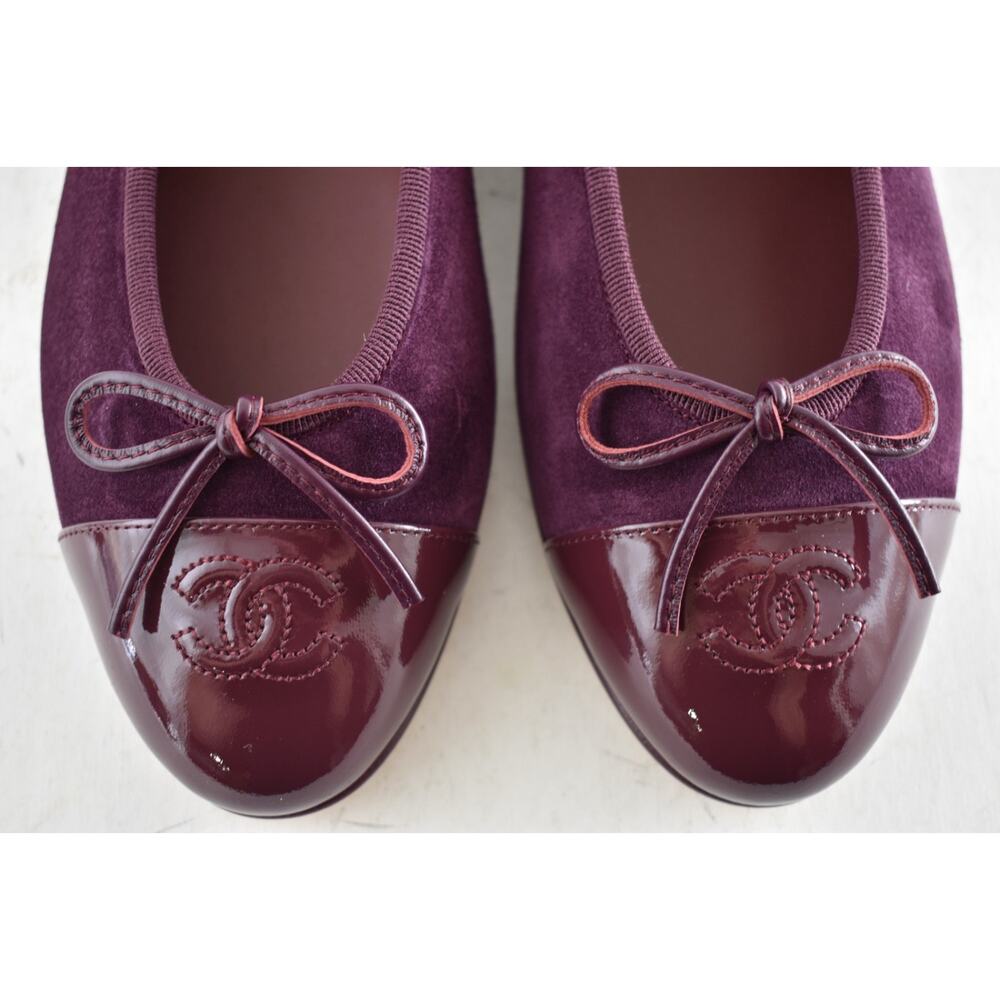 Chanel 26A Burgundy Red Purple Suede Patent CC Logo Ballet Ballerina Flat 39.5 - Picture 10 of 16